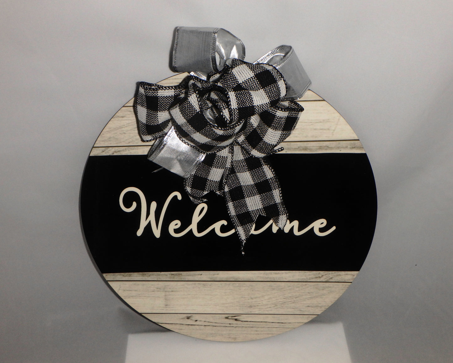 Welcome 12" diameter Sign